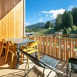 Vvf Les 7 Laux Massif De Belledonne Kompleks wypoczynkowy Prapoutel