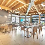 Kompleks wypoczynkowy Vvf Les 7 Laux Massif De Belledonne 3*