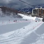 Kompleks wypoczynkowy Vvf Les 7 Laux Massif De Belledonne 3*