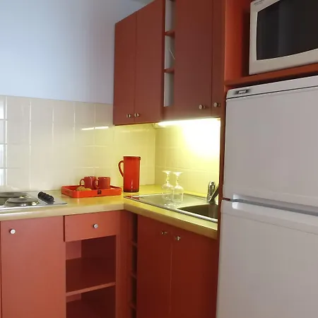 Vvf Les 7 Laux Massif De Belledonne Vakantiepark 3*