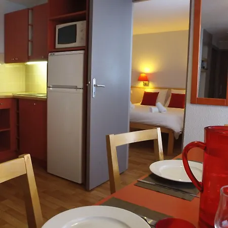 Vvf Les 7 Laux Massif De Belledonne 3* Prapoutel