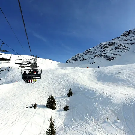 Vvf Les 7 Laux Massif De Belledonne Feriepark 3*