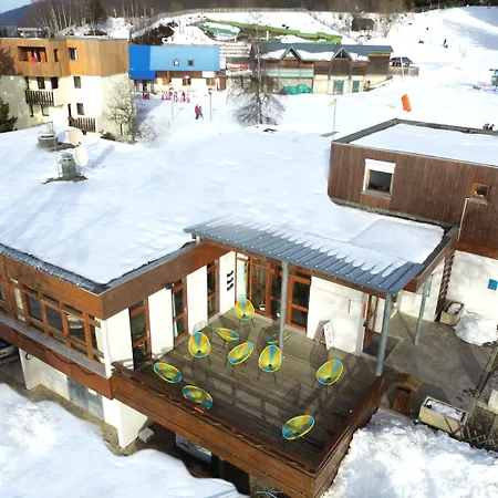 Vvf Les 7 Laux Massif De Belledonne Vakantiepark 3*