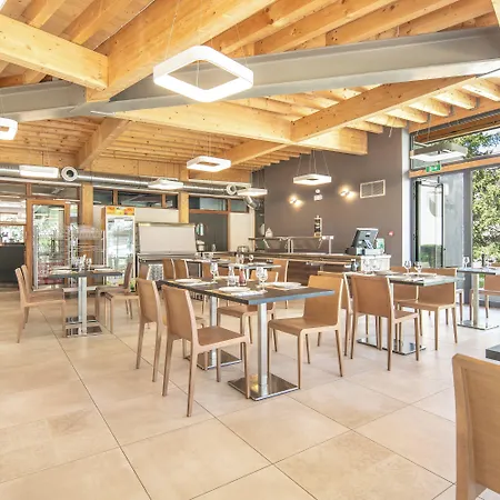 Vakantiepark Vvf Les 7 Laux Massif De Belledonne 3*