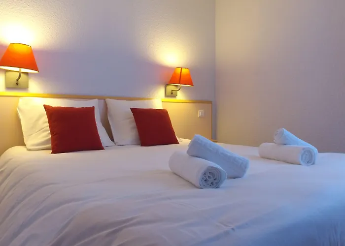 Vvf Les 7 Laux Massif De Belledonne Feriepark 3*